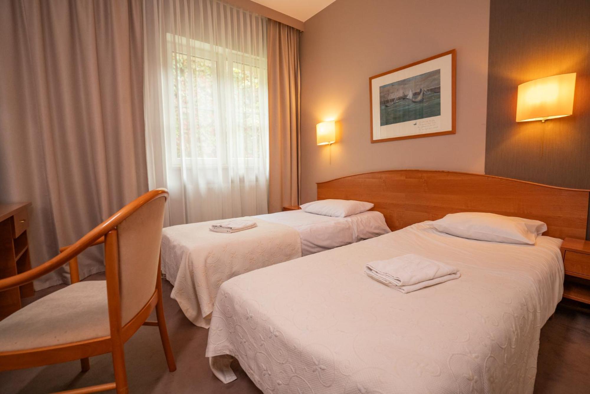 Gaja Hotell 2*